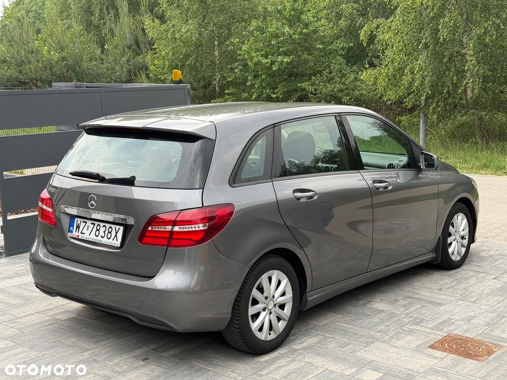 Mercedes-Benz Klasa B 180 d 7G-DCT Edition - 3
