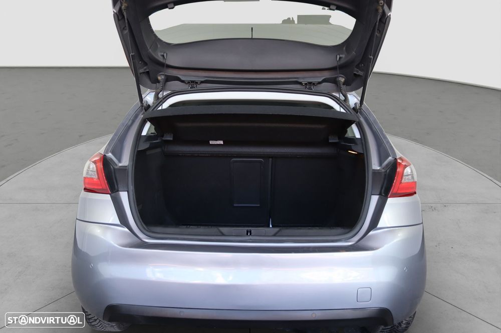 Peugeot 308 1.2 PureTech Allure EAT6 - 13