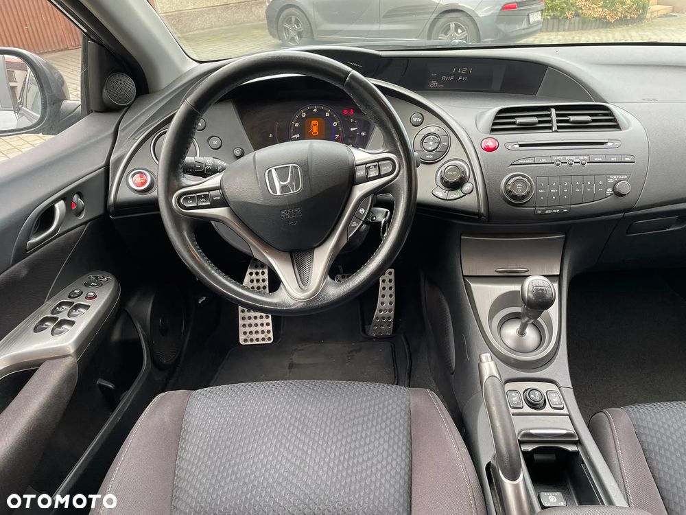 Honda Civic 1.8 Sport - 13
