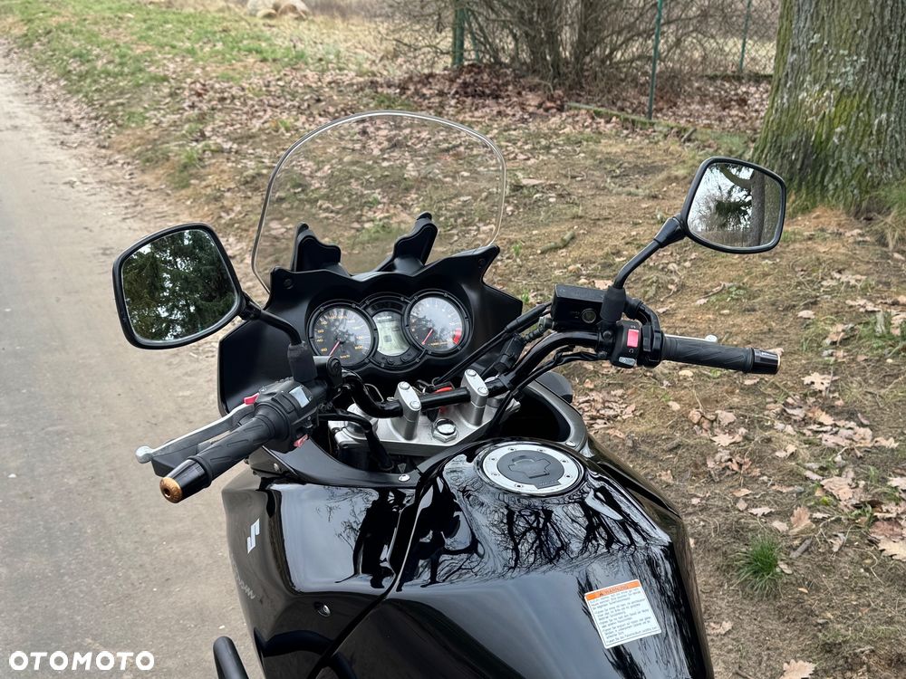 Suzuki V-STROM - 14