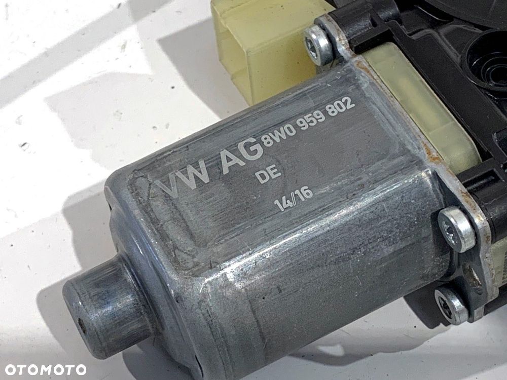 PODNOŚNIK SZYBY PRAWY PRZÓD  AUDI A4 B9 Avant (8W5, 8WD) 2015 - 2025 2.0 TDI 110 kW [150 KM] olej - 5