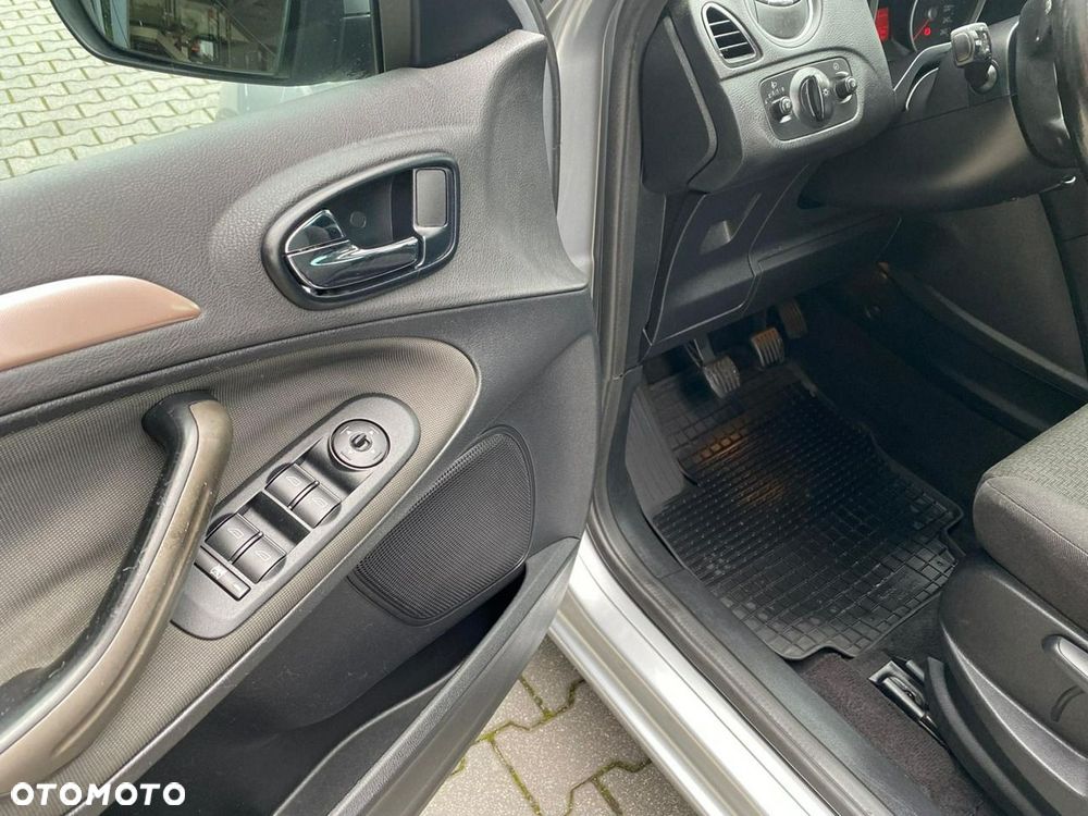 Ford S-Max - 15