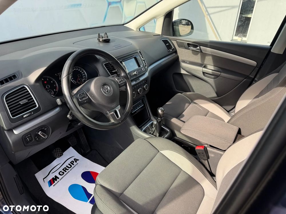 Volkswagen Sharan - 29