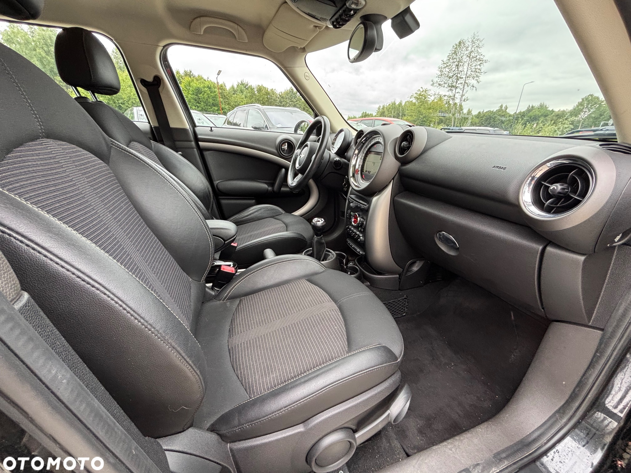 MINI Countryman - 24