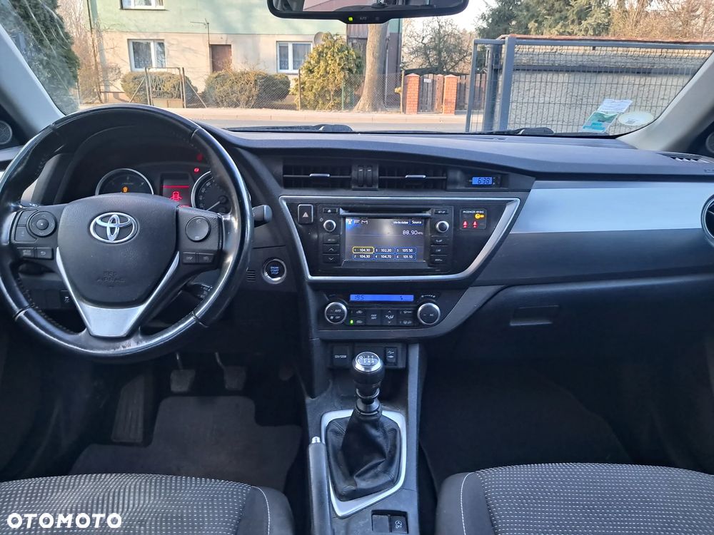 Toyota Auris - 8