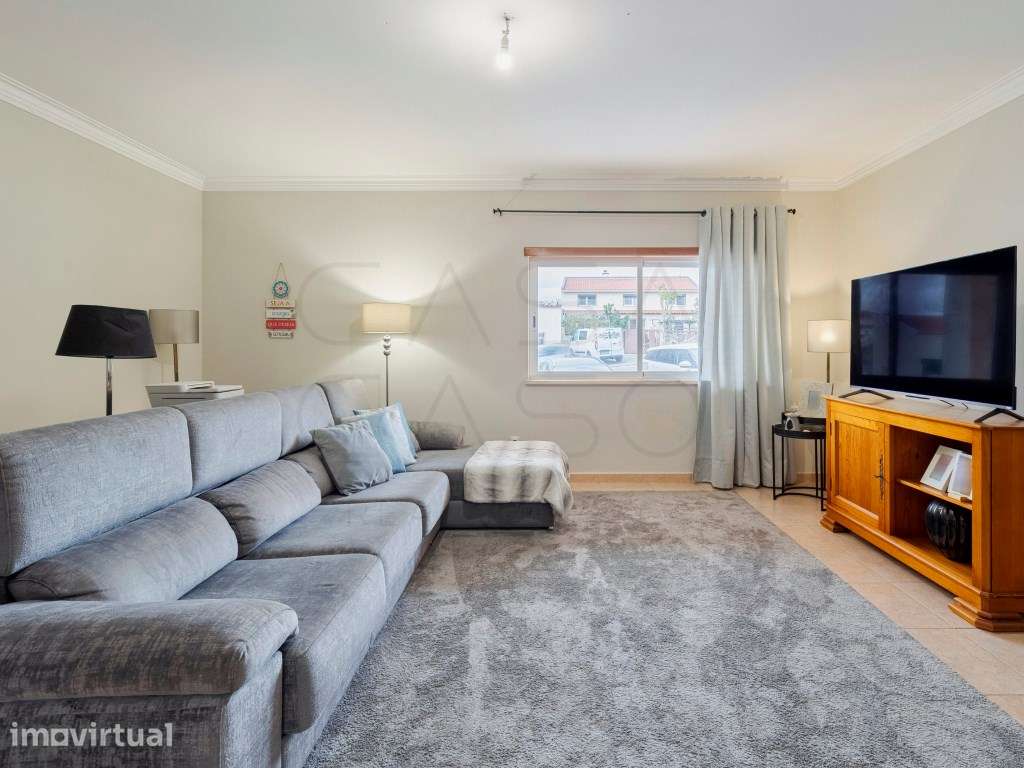 Apartamento T2 - Pinheirinhos em Setúbal com áreas generosas - Grande imagem: 4/25