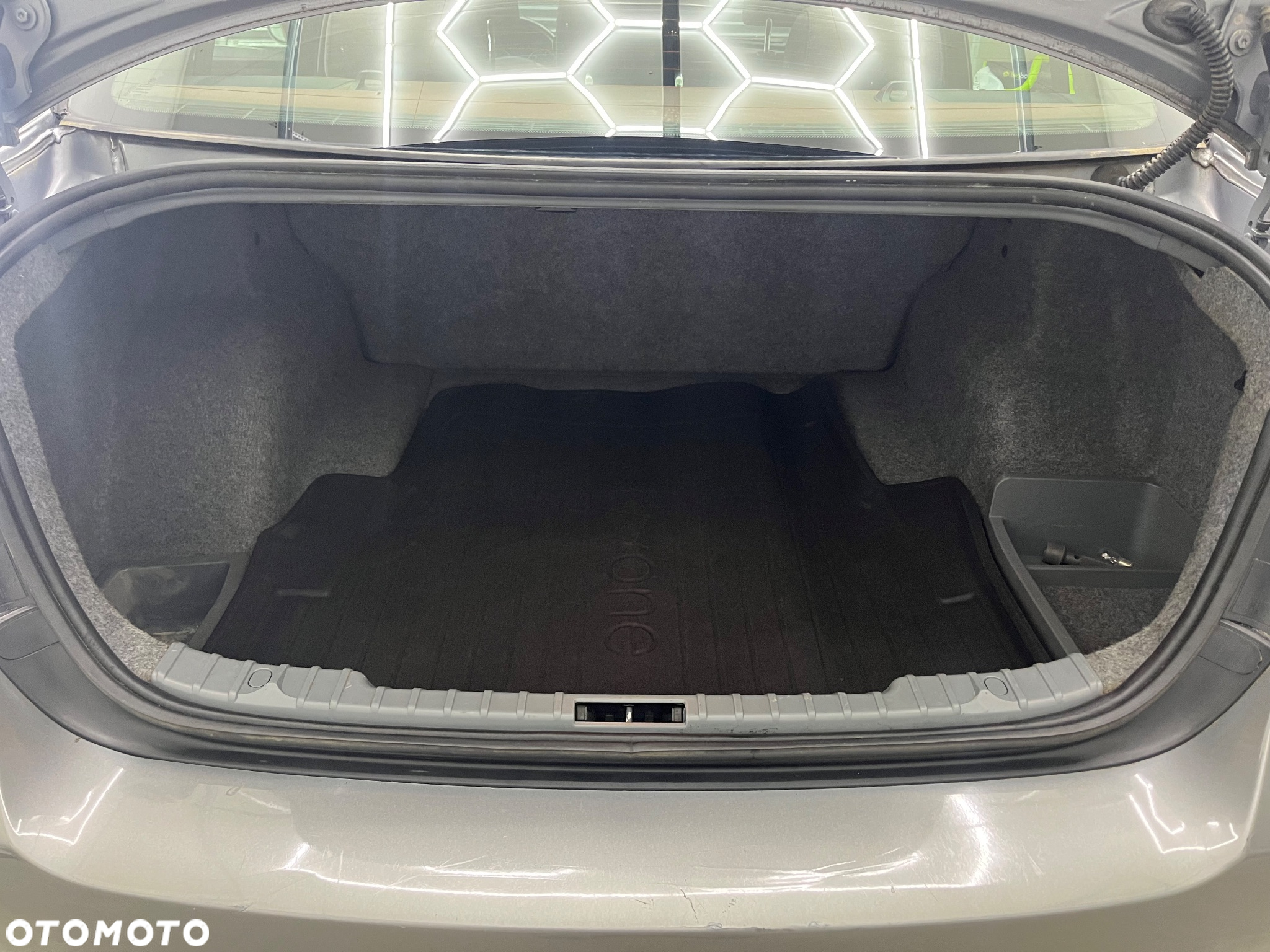 BMW Seria 3 320d xDrive - 21