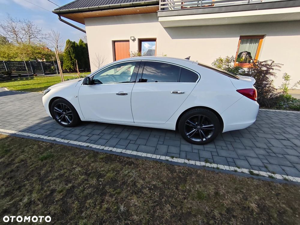 Opel Insignia 2.0 CDTI Cosmo - 9