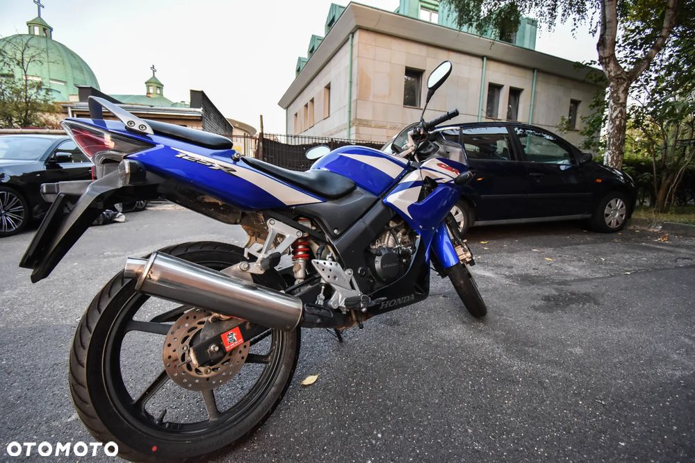 Honda CBR - 3