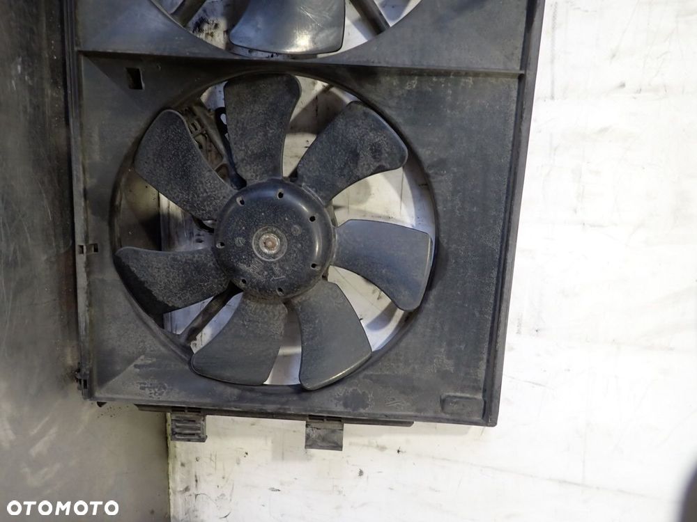 WENTYLATOR CHŁODNICY MITSUBISHI LANCER VIII - 3