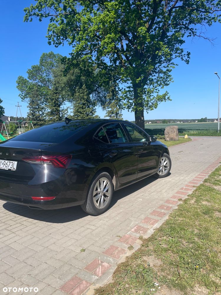 Skoda Octavia 2.0 TDI SCR L&K DSG - 4