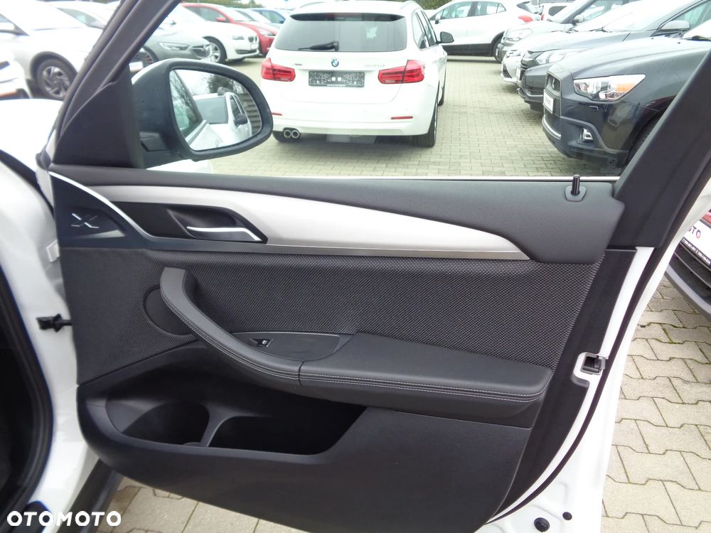 BMW X4 xDrive20d Business Edition sport - 28