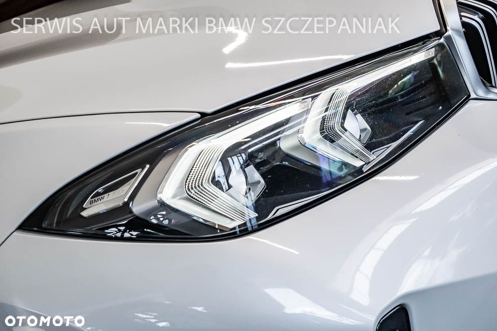 BMW Seria 3 320d xDrive mHEV M Sport sport - 4