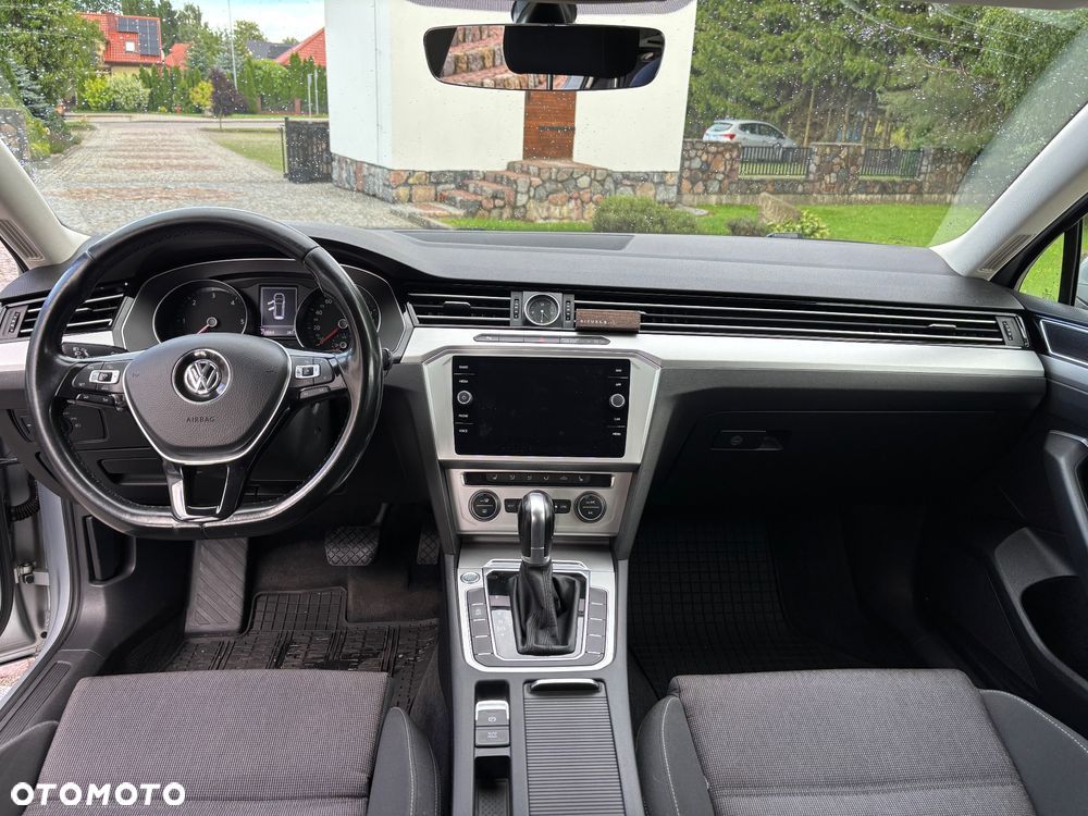Volkswagen Passat Variant 2.0 TDI SCR DSG - 6