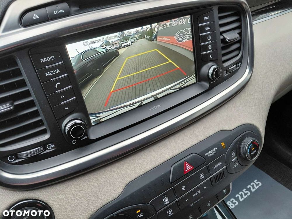 Kia Sorento - 11