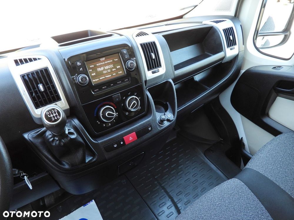 Fiat DUCATO KONTENER 9 PALET TEMPOMAT NAWIGACJA LEDY KLIMATYZACJA  130KM - 33