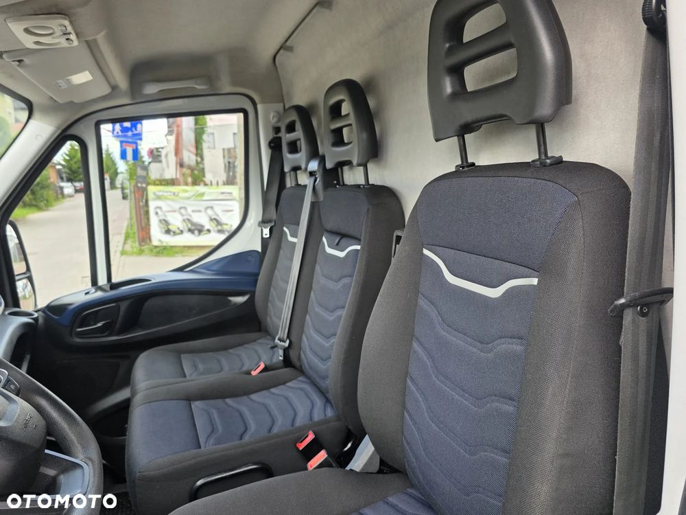 Iveco 35c18 - 15