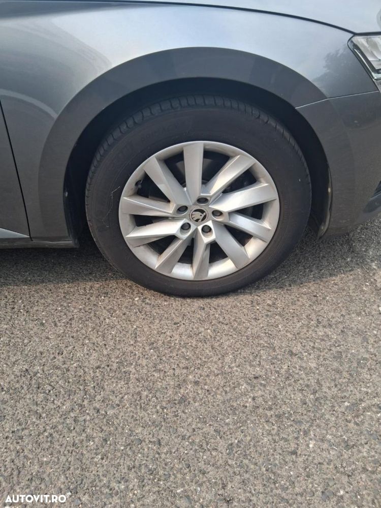 Skoda Superb - 12