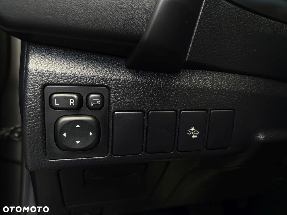 Toyota Auris - 30