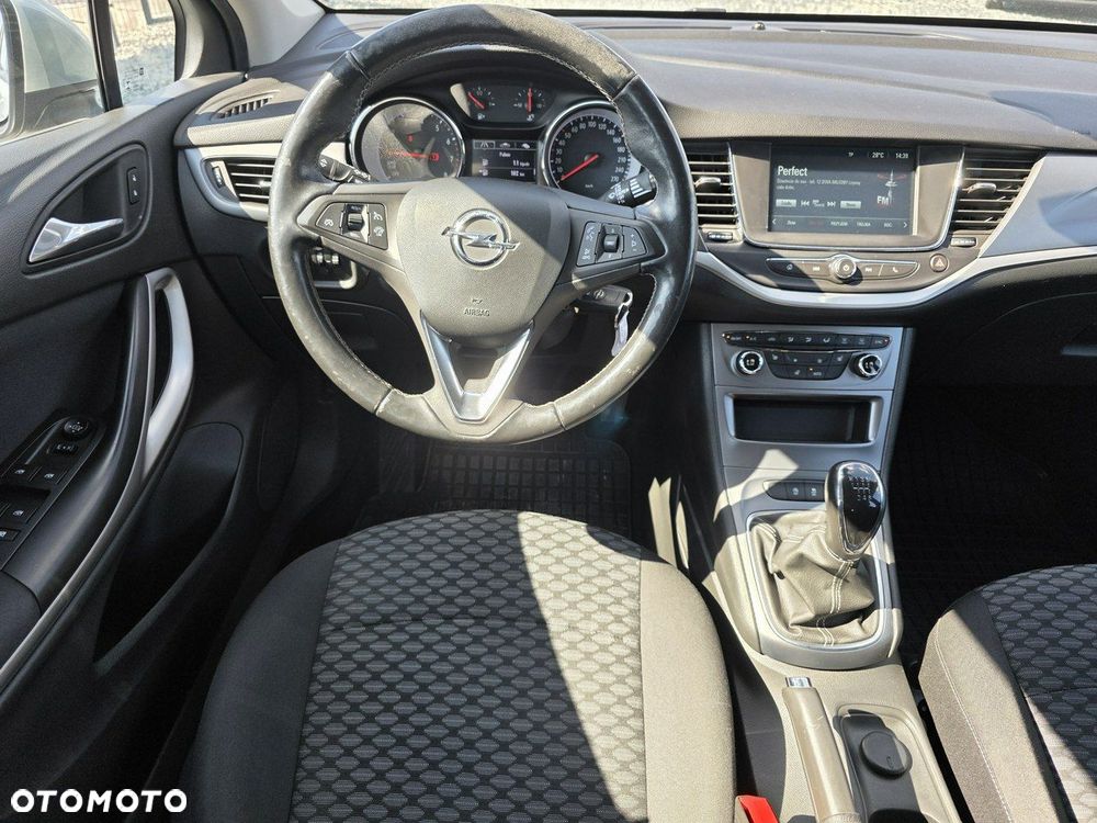 Opel Astra - 25