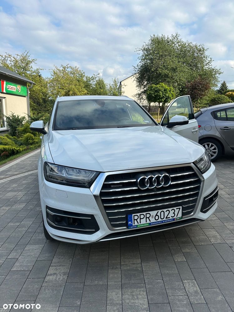 Audi Q7 - 2