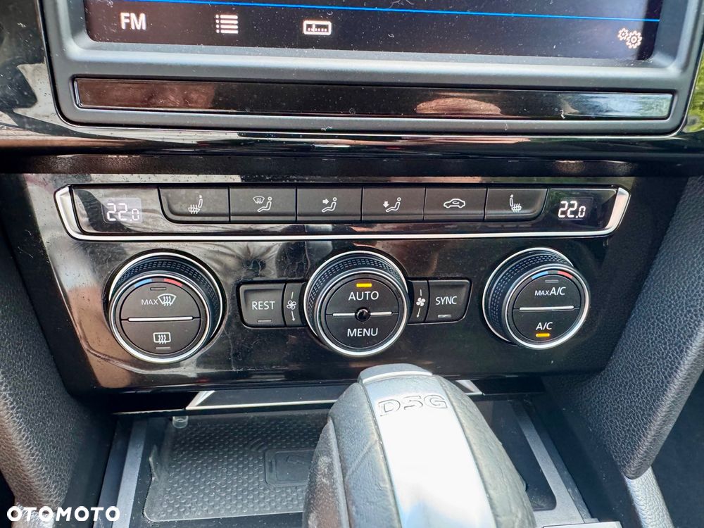 Volkswagen Passat 2.0 TDI BMT Highline DSG7 - 24