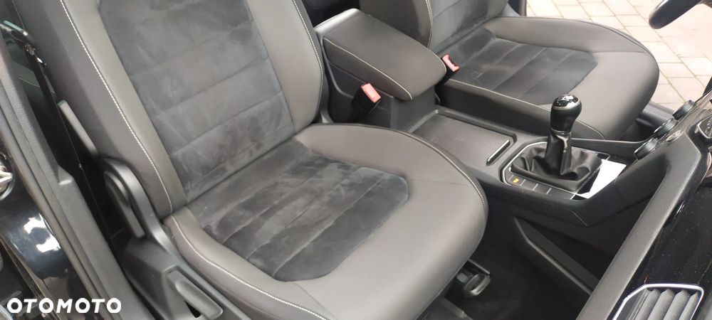 Volkswagen Golf Sportsvan 2.0 TDI (BlueMotion Technology) Highline - 24