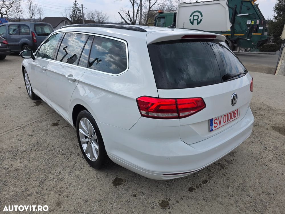 Volkswagen Passat 1.6 TDI SCR DSG Comfortline - 4