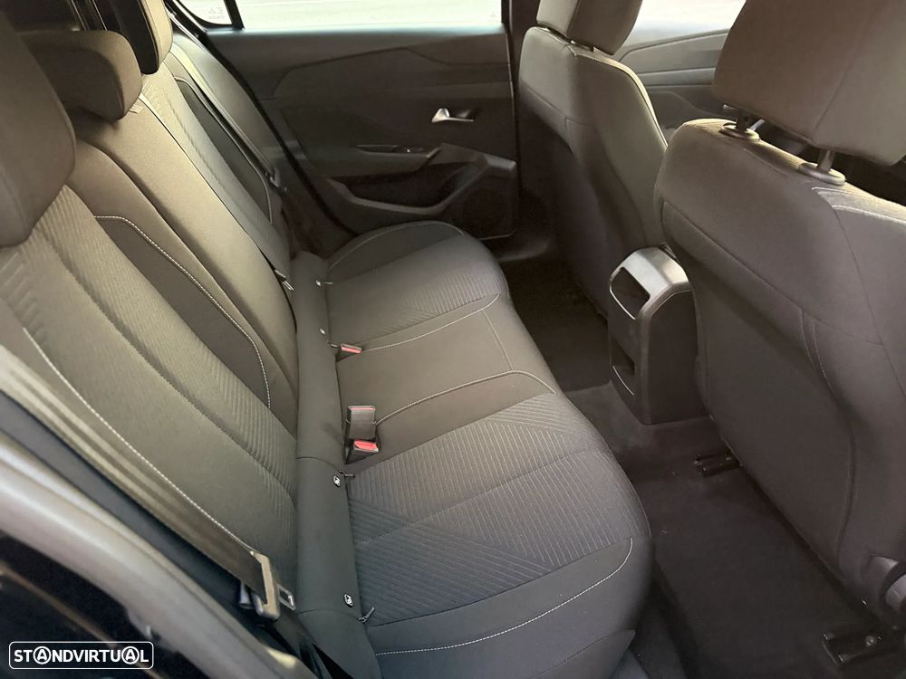 Peugeot 308 PureTech 130 EAT8 Active Pack - 11