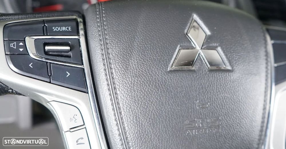 Mitsubishi L200 2.4 DI-D CD Space Cab 3L Instyle Sportbox 4WD - 19