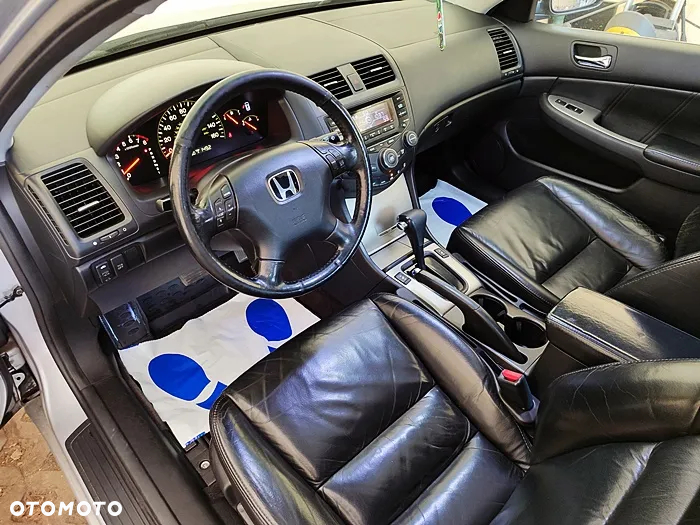 Honda Accord 3.0 V6 EX - 22