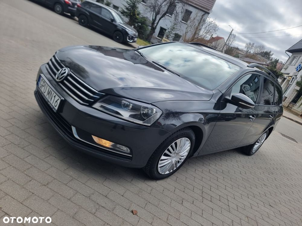 Volkswagen Passat 2.0 TDI Comfortline - 13