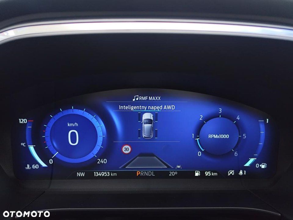 Ford Kuga - 16