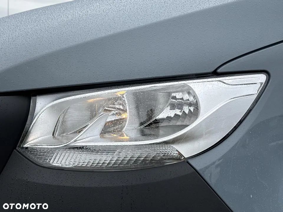 Mercedes-Benz Sprinter - 25