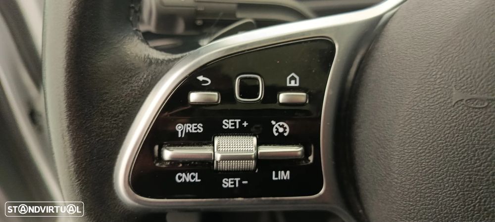 Mercedes-Benz A 180 Limousine d Progressive Aut. - 22