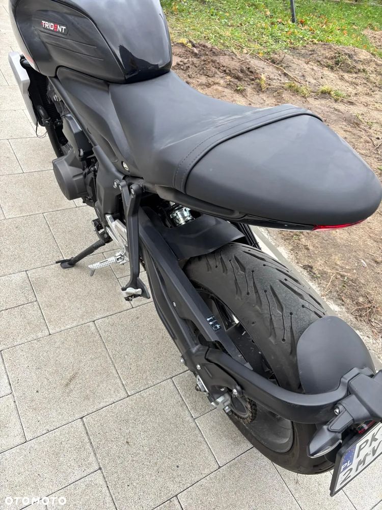 Triumph Trident - 7