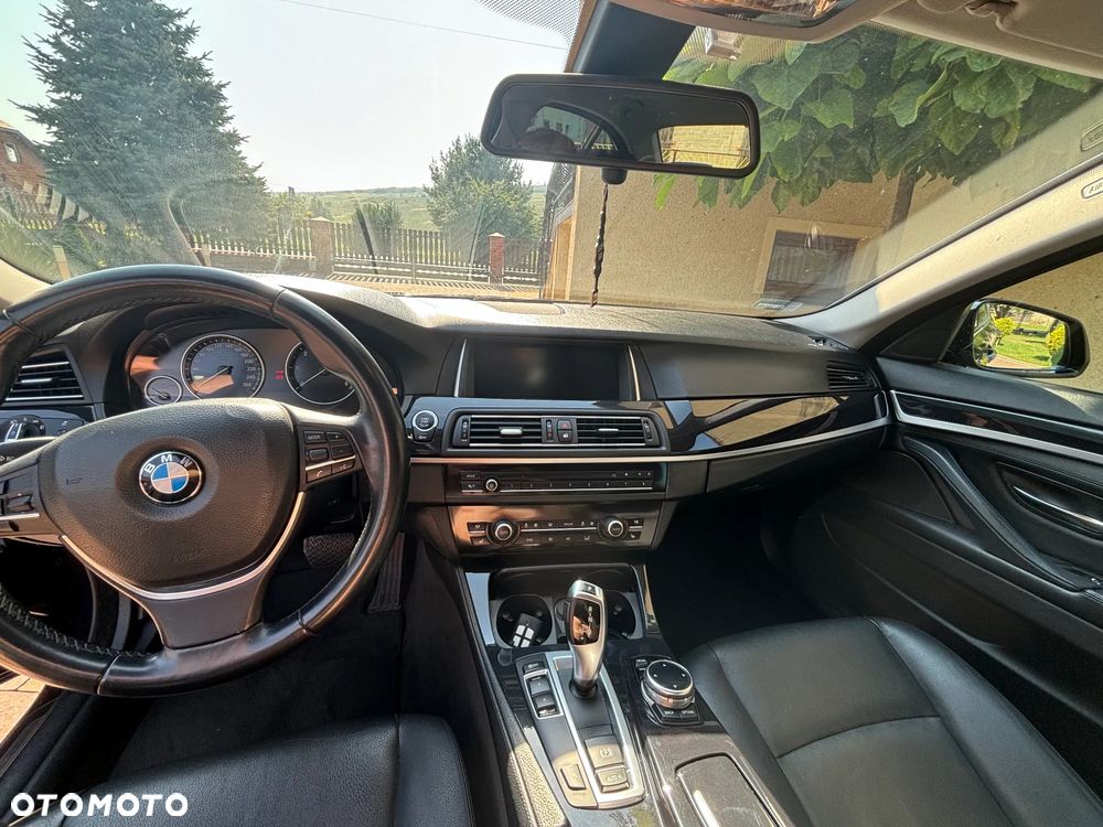 BMW Seria 5 518d - 8