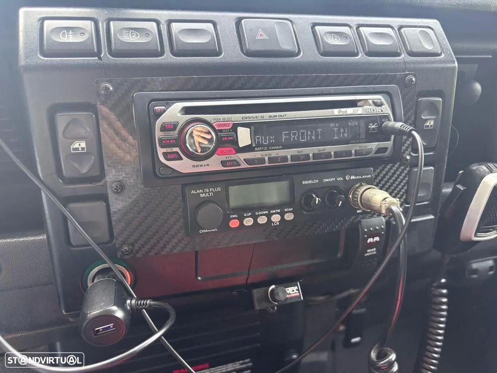 Land Rover Defender 90 2.5 Td5 S - 49