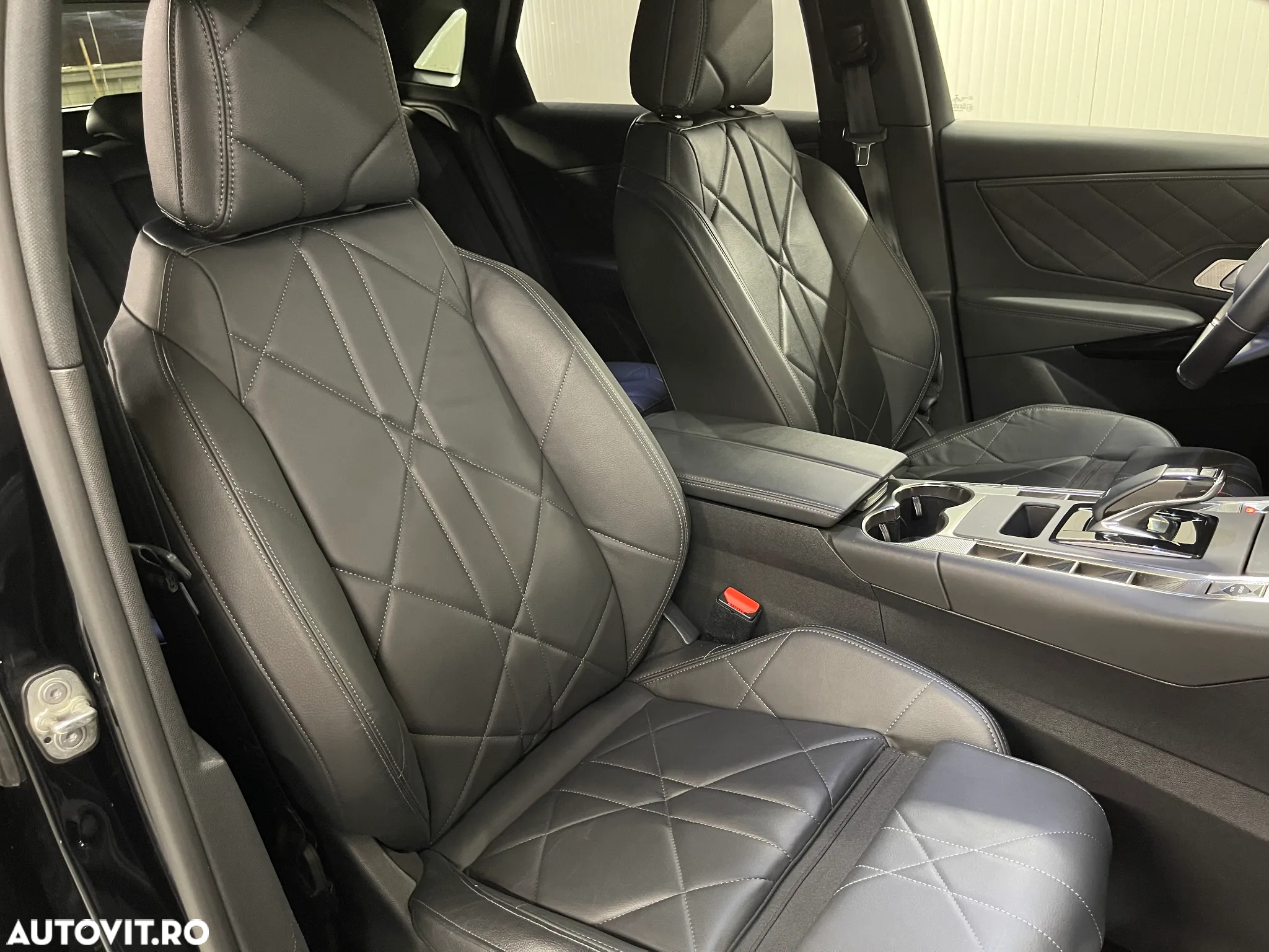 DS Automobiles DS 7 Crossback - 10