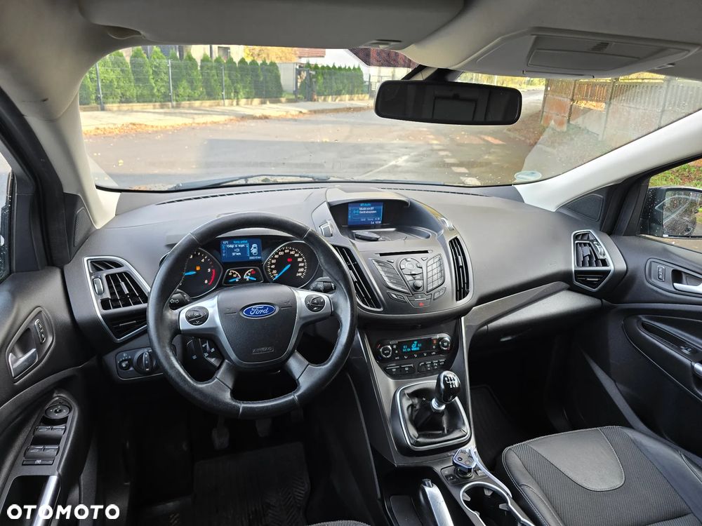 Ford Kuga - 15
