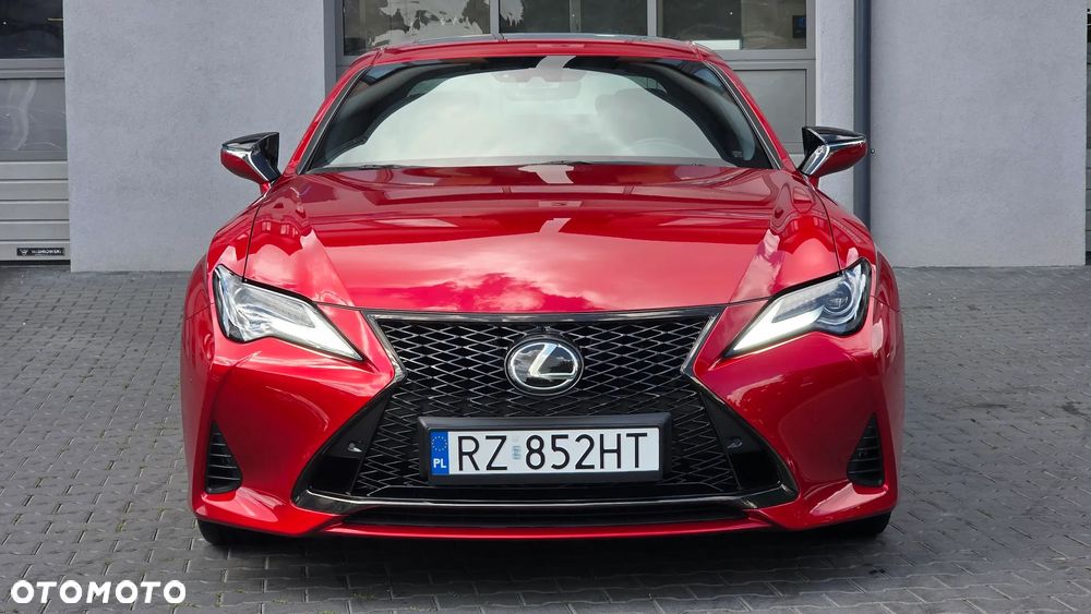 Lexus RC 200t / 300 F Sport - 3