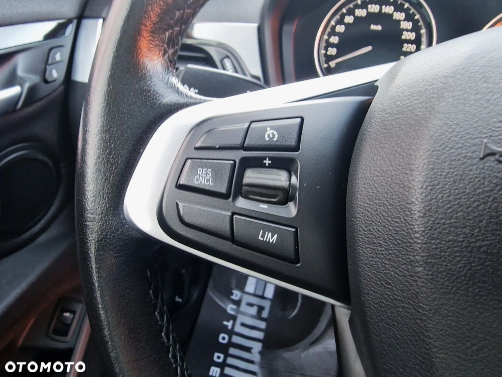 BMW X1 sDrive20i Advantage sport - 37