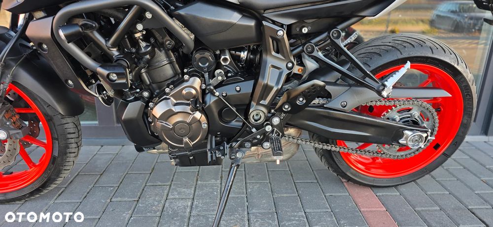 Yamaha MT - 32