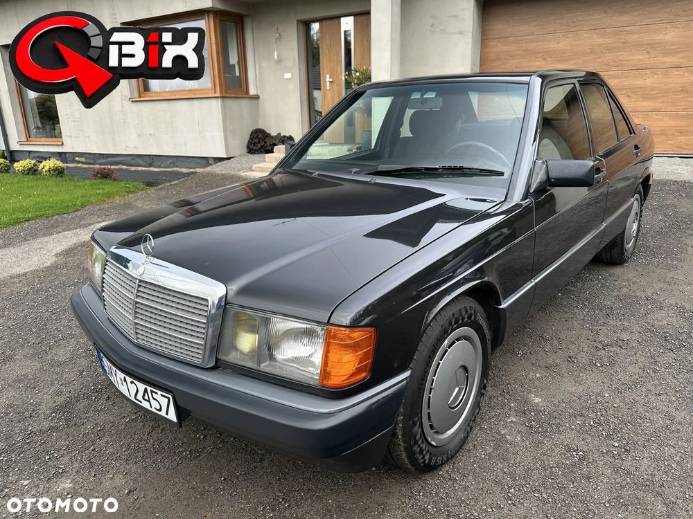 Mercedes-Benz W201 (190) - 2