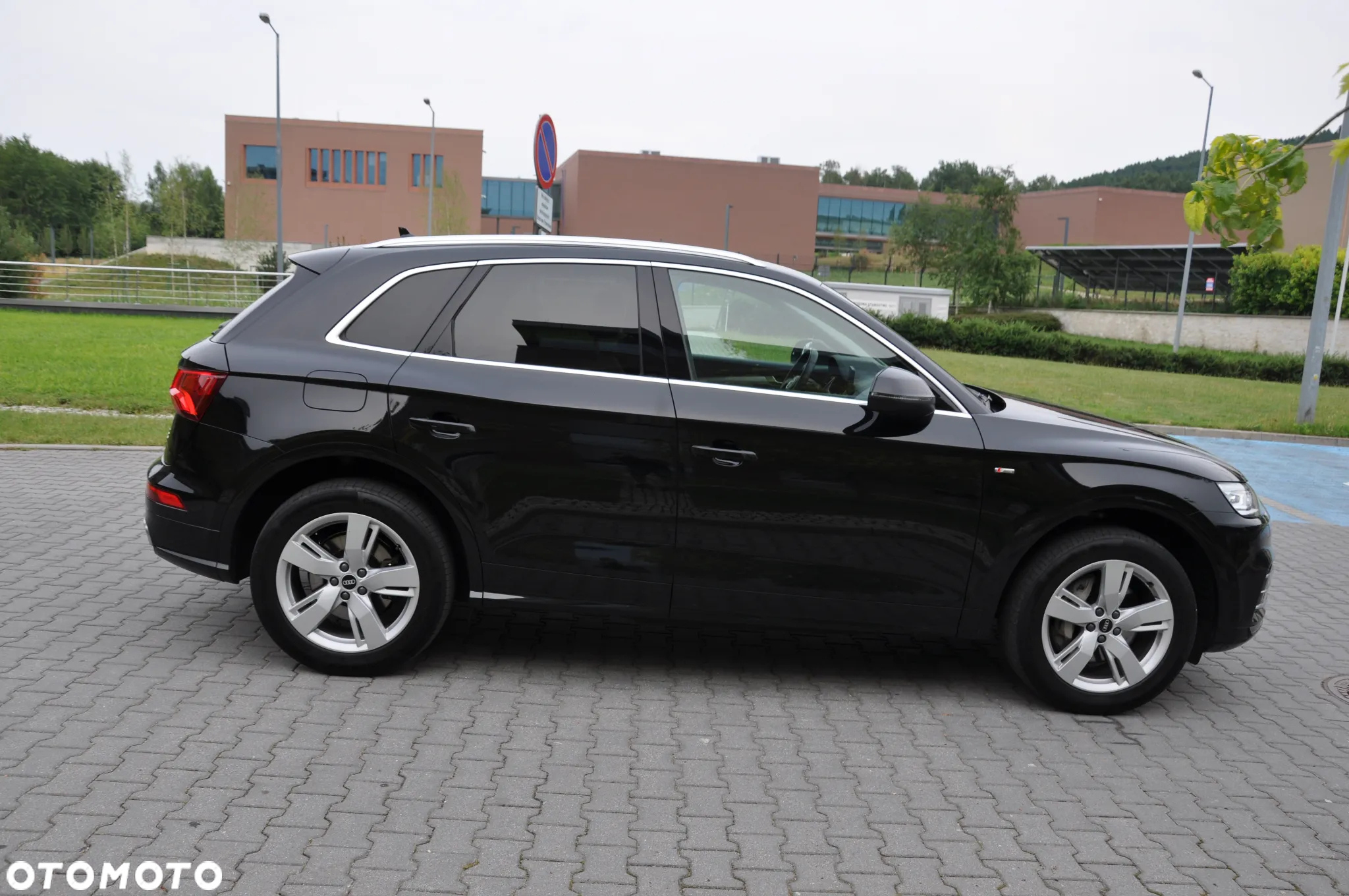 Audi Q5 50 TFSI e Quattro Sport S tronic - 8