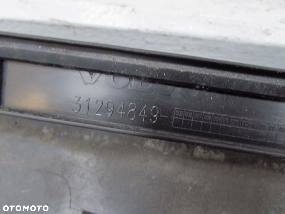 VOLVO XC60 I R-DESIGN 08-17 PROG LISTWA PROGOWA PRAWA 452-46 31294849 - 11