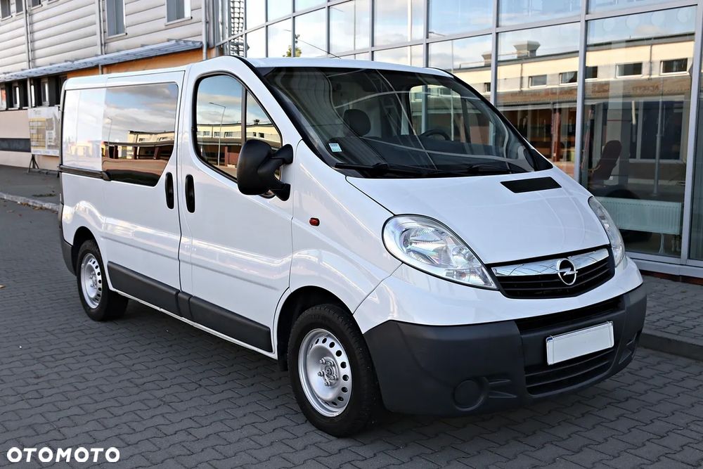 Opel VIVARO - 17