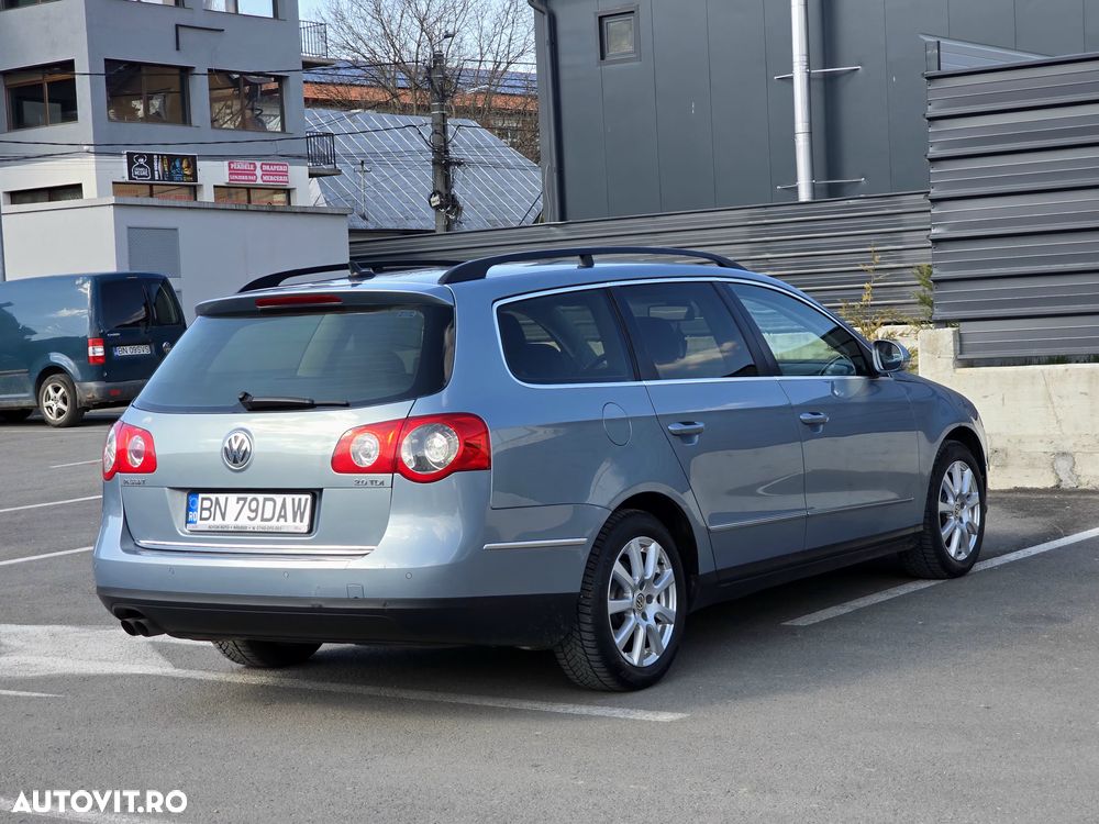 Volkswagen Passat 2.0 TDI DSG Comfortline - 2