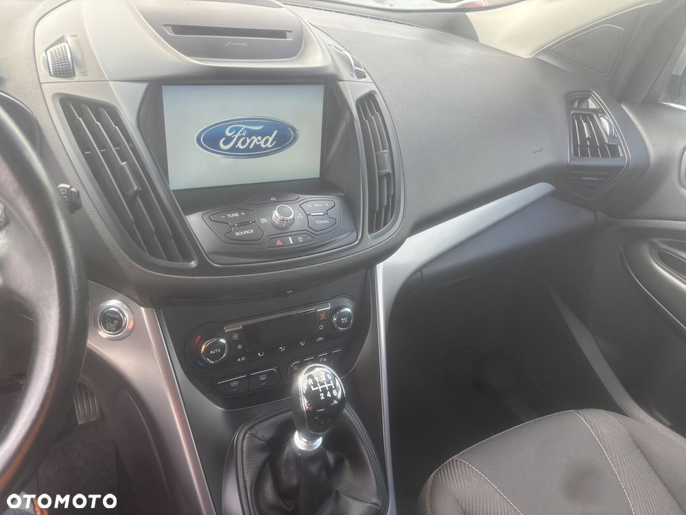 Ford Kuga 1.5 EcoBoost 2x4 SYNC - 33