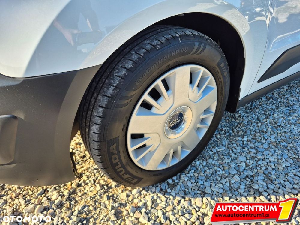 Ford Transit Connect - 8
